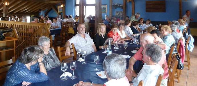 Homenaje a Sixto Fernndez y Elas Pea