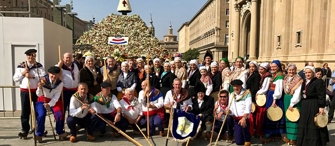 Honores campurrianos a 