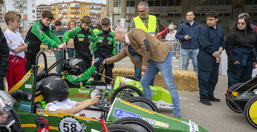 El IES Montesclaros compite en una nueva edicin del Circuito Greenpower