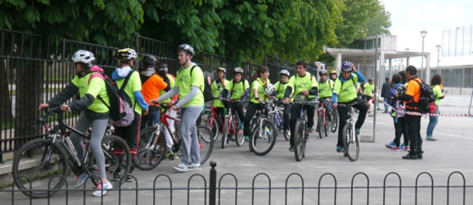 El IES Montesclaros recibe 4.450 euros para fomentar el uso de la bicicleta