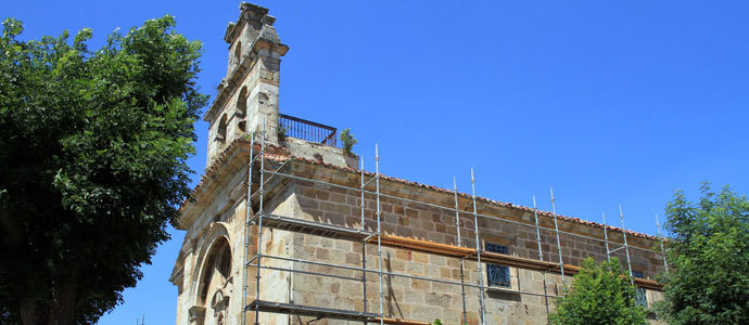 La iglesia de Fresno del Ro est en obras