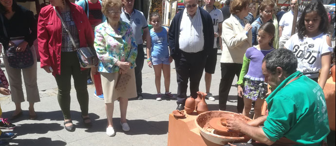 La II Feria de Artesana y Oficios Tradicionales reunir a cerca de ochenta expositores en Aguilar