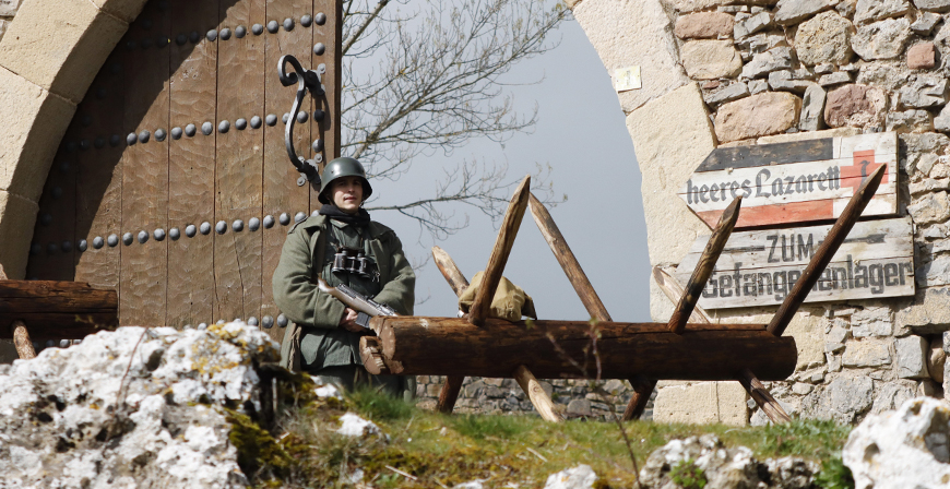 La II Guerra Mundial entra en el Castillo de Arg�eso