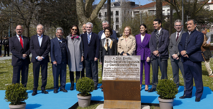Inauguracin de la Plaza Botn en reconocimiento al que fuera presidente del Banco Santander