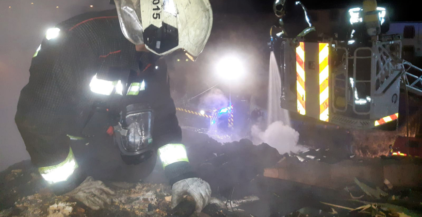 Un incendio calcina una vivienda en Retortillo