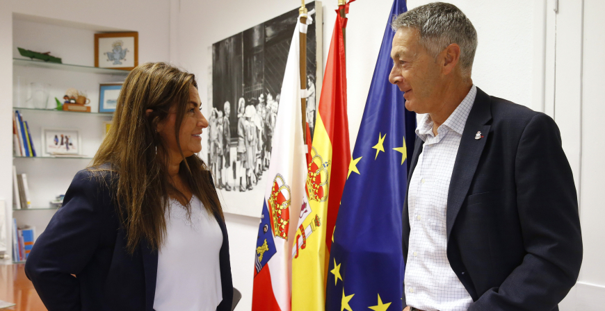 Inclusin Social y Campoo de Enmedio colaborarn en proyectos de mejora de los Servicios Sociales de Atencin Primaria del municipio