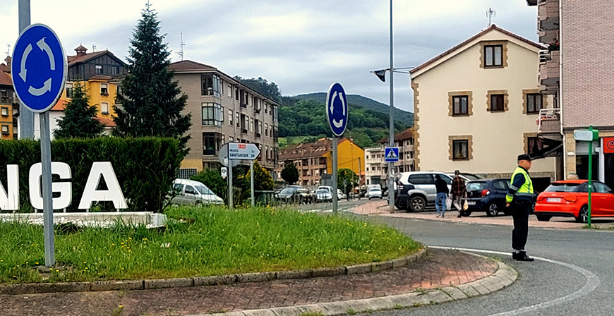 Intenta huir de la Guardia Civil despus de tener un accidente, dar positivo en alcoholemia y no tener puntos