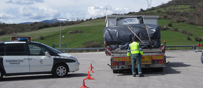 Interceptadado un camionero que triplic la tasa de alcoholemia y dio positivo en cocana y anfetamina