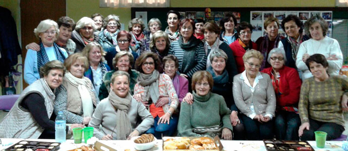 Isabel Gmez-Barreda visita la Asociacin de Mujeres de Reinosa