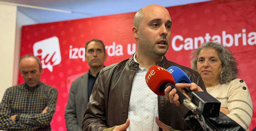 Israel Ruiz Salmn presenta su candidatura a la reeleccin como coordinador de Izquierda Unida Cantabria