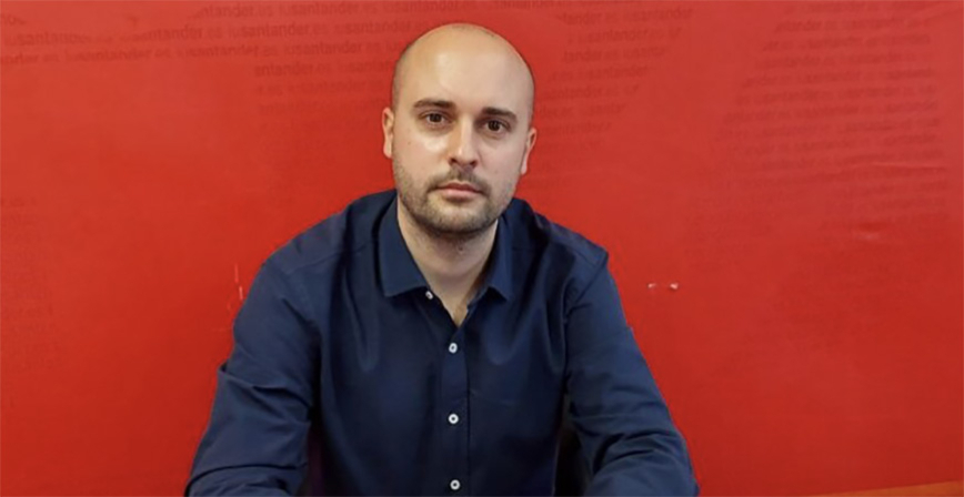 IU registrar iniciativas en ayuntamientos y el Parlamento 