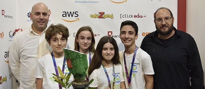 Los jardines verticales del Colegio San Jos brotan en el SIMO 2019