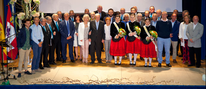Javier Salido, Manuel Snchez, Ana Beln Gago y Carlos Lamalfa, ganadores de los Juegos Florales en Aguilar