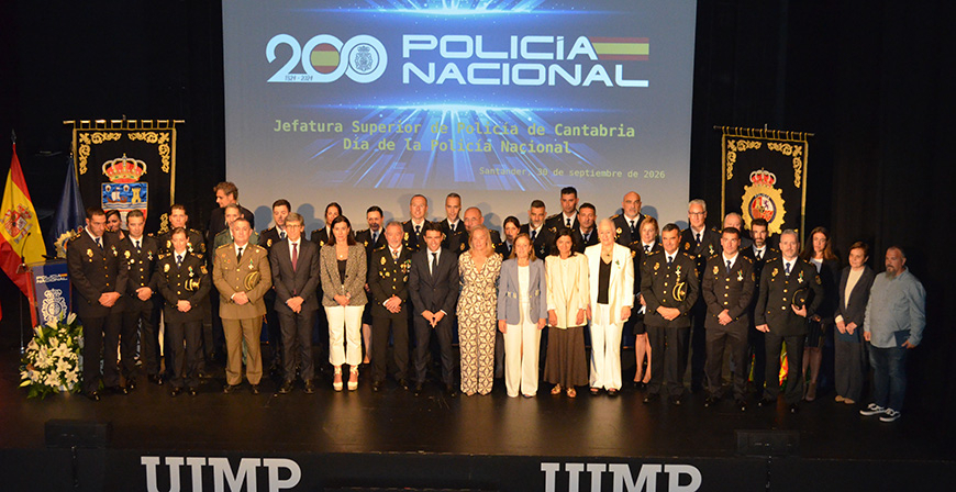 La Jefatura Superior de Polic�a de Cantabria celebra la fiesta de sus patronos, los 'Santos �ngeles Custodios'