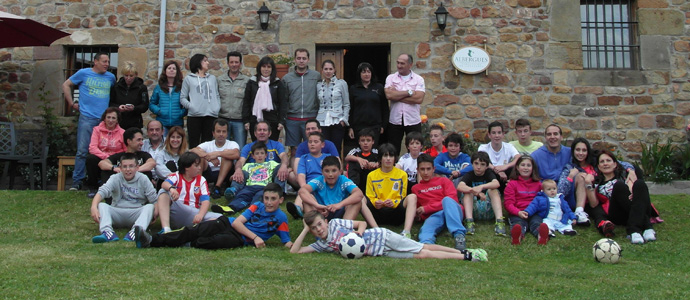 Jornada de hermandad en el Albergue la Torre de Santiurde