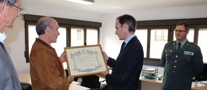 Jos Javier Garay recibe la Cruz al Mrito Civil