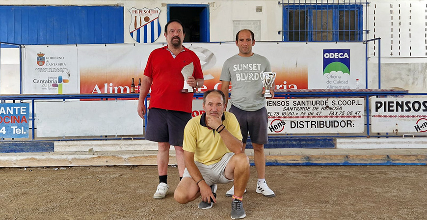 Jos Miguel Barrio y Pablo Rueda se imponen en el concurso social de la Pea Bolstica Pesquera