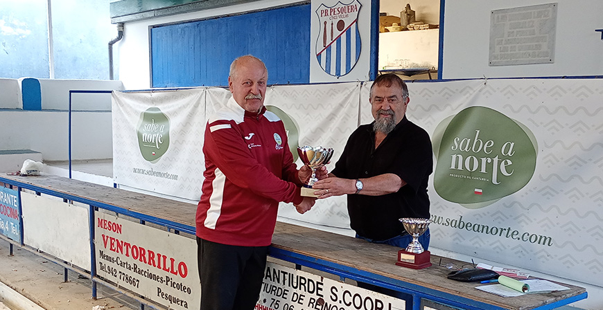Jos Miguel Barrio se impone en el Concurso Social de la Pea Bolstica Pesquera