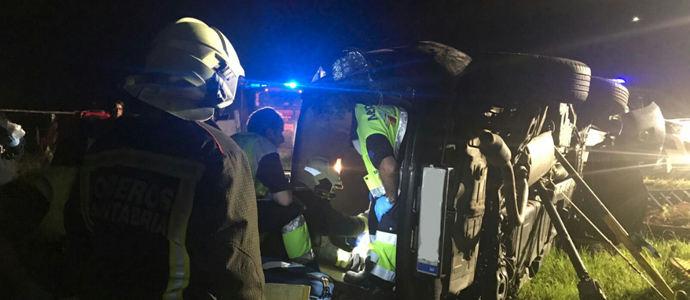 Un joven resulta herido grave en un accidente producido esta madrugada en Ruiseada 