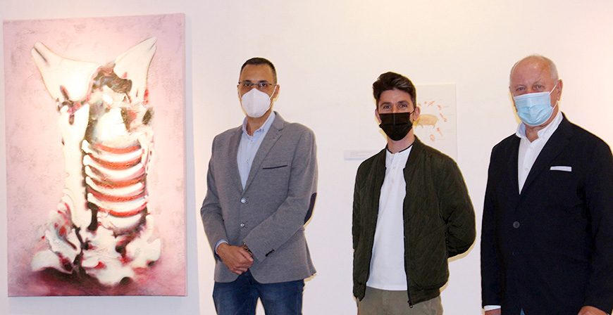Juan Falcn, con la obra 'Skines', gana el Concurso Nacional de Pintura Casimiro Sainz