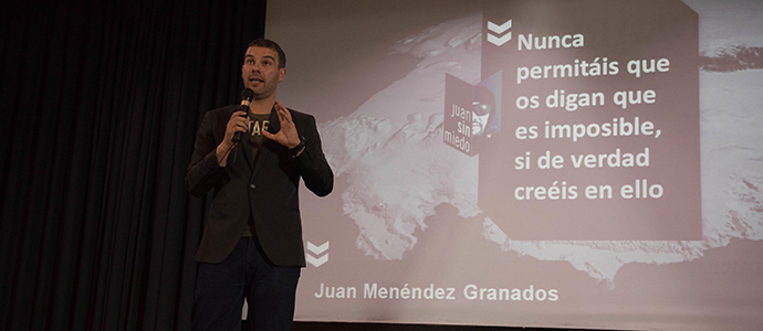 'Juan Sin Miedo' llev sus aventuras extremas al IES Montesclaros