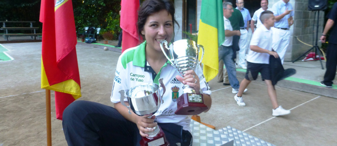 Judit Bueno gana el Campeonato Regional de Bolos femenino