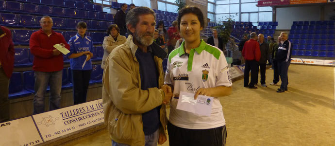 Judit Bueno gan el Trofeo Talleres Mayba