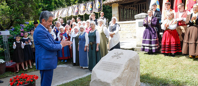 Jueves Santo, Lunes de Pascua, el Da de las Instituciones y La Bien Aparecida sern los festivos en Cantabria para 2020