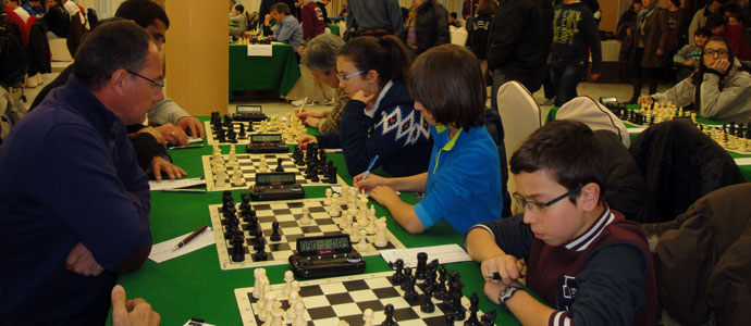 Julin Fernndez y Claudia Fernndez se juegan este fin de semana el Campeonato Escolar de Ajedrez