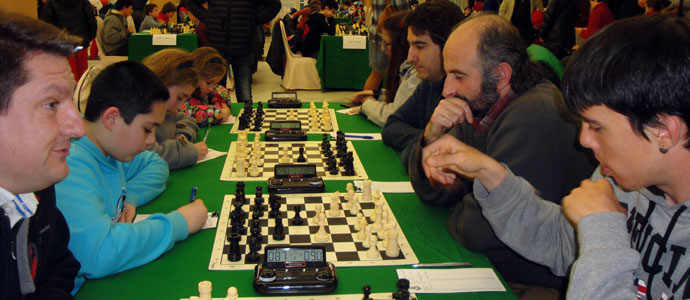 Julin Fernndez y Claudia Fernndez se juegan este fin de semana el Campeonato Escolar de Ajedrez