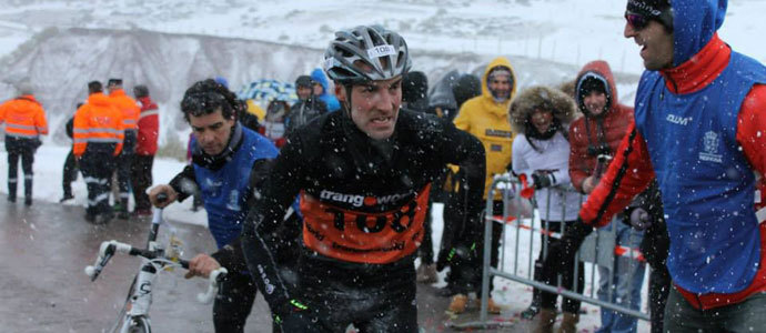 Julin Macho, entre los mejores triatletas de invierno de Espaa