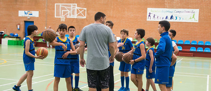 Las jnior vencen con solvencia al equipo de Colindres