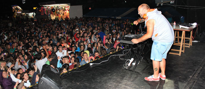 Kiko Rivera llev la fiesta a Requejo