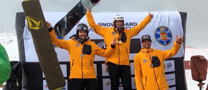 Laro Herrero, bronce en el Campeonato de Espaa de Snowboard Cross 