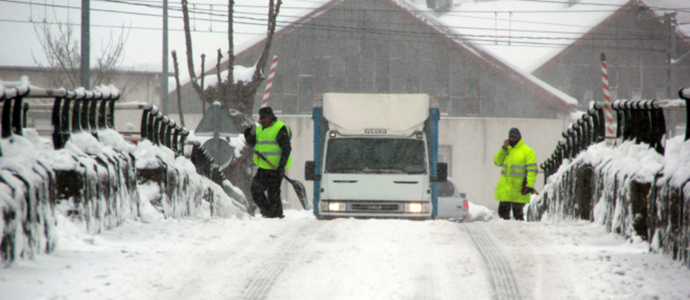 La limpieza de nieve en 2015 cost ms de 375.000 euros a los ayuntamientos campurrianos