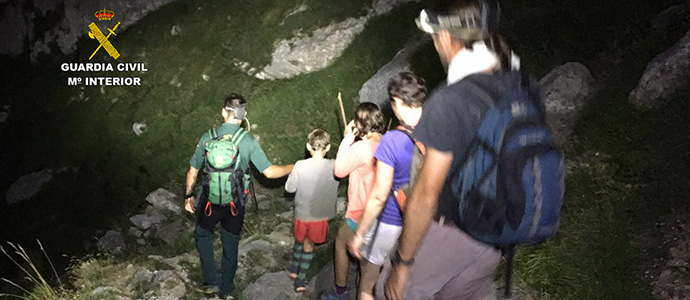 Localizan a una pareja y a sus hijos que se haban desorientado en la zona del Desfiladero de la Hermida