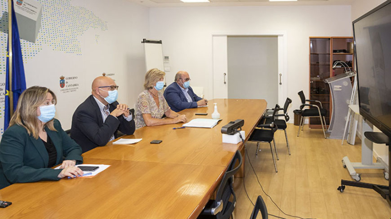Lomb reconoce que ser un curso escolar 