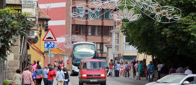 Luces que anuncian fiestas
