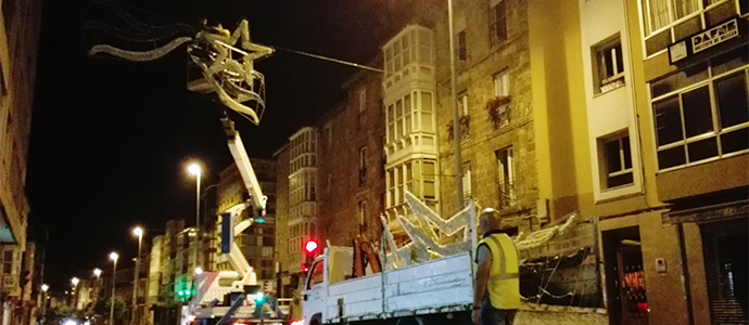 Luces que anuncian fiestas