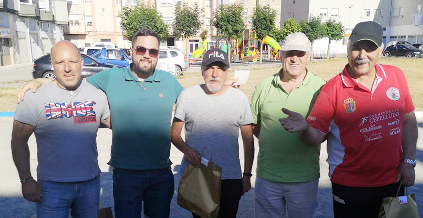 Luis y Camilo se imponen en torneo de Petanca de Matamorosa