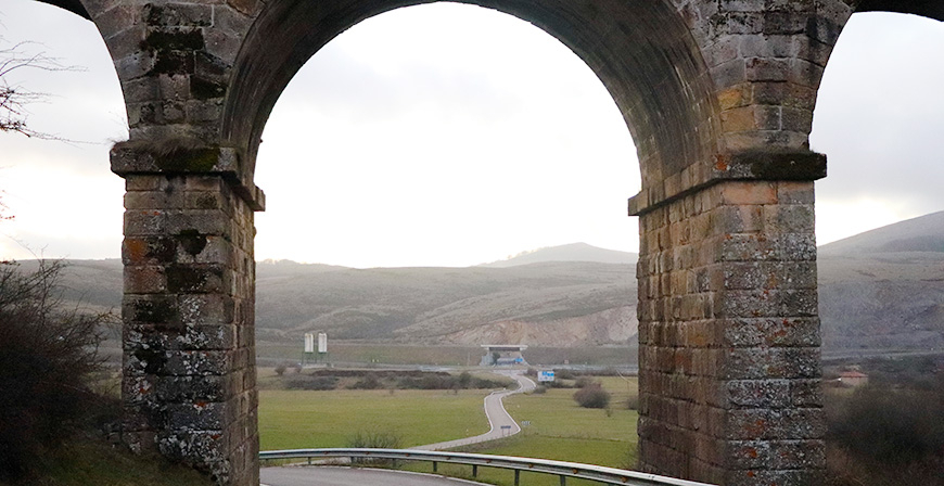 Luis Villegas Cabredo presentar en Reinosa el libro Un viaje por los caminos y puentes de las comarcas centrales de Cantabria