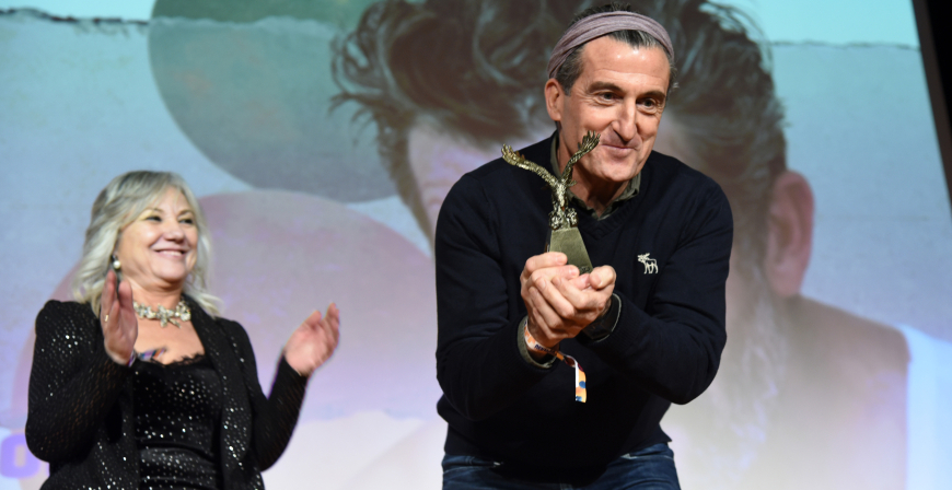 Luis Zahera recibi el guila de Oro en reconocimiento a su trayectoria