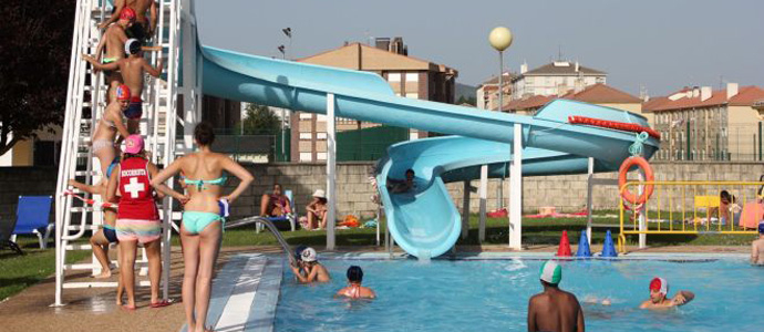 El lunes comienza la temporada de las piscinas descubiertas