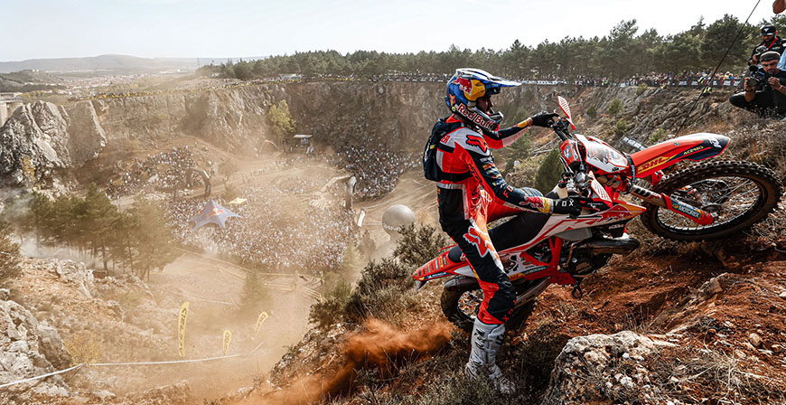 Manuel Lettenbichler se corona campen del Mundo tras ganar en Aguilar de Campoo la 24MX Hixpania Hard Enduro