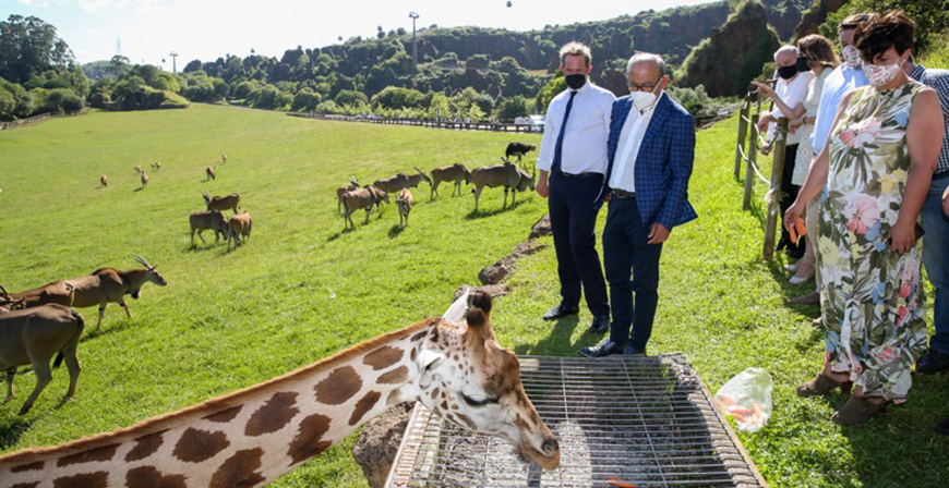 Marcano y Valds destacan Cabrceno como referente del turismo familiar y de naturaleza