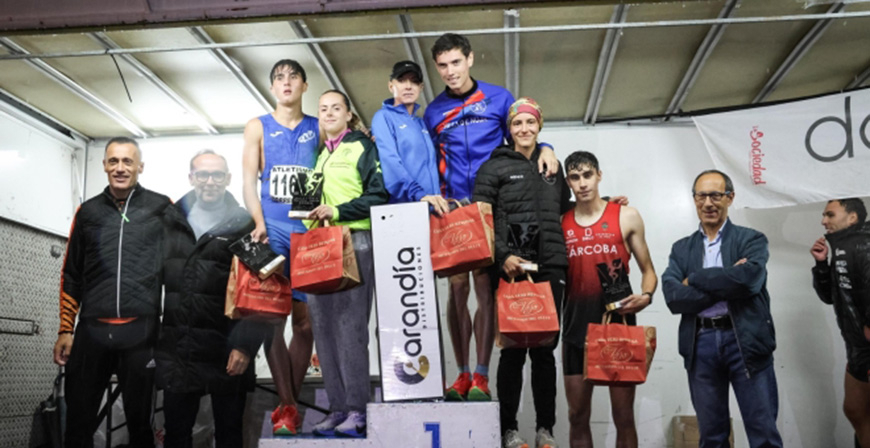 Marco G�mez Guti�rrez y Luc�a Fern�ndez Alonso vencen en la XIII Milla Nocturna de Reinosa