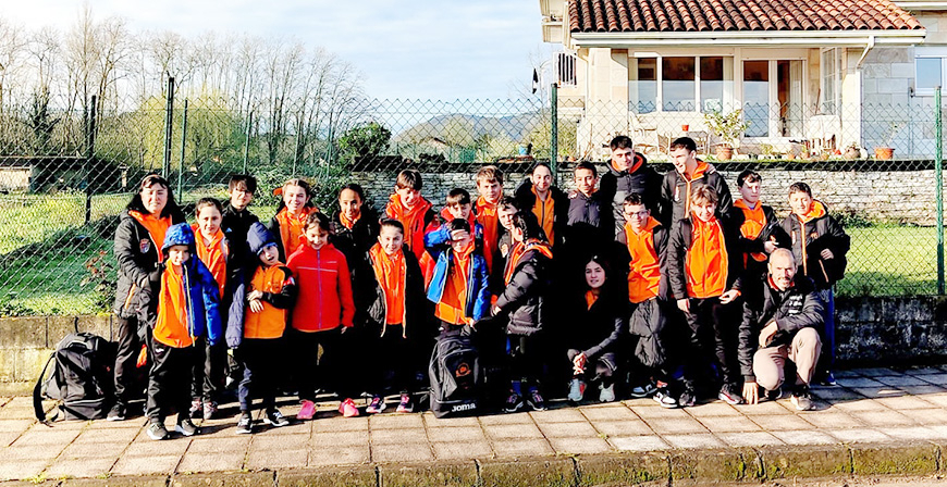 Mart�n Herrero se impone en la III Carrera de Villaverde de Pontone en sub 8 masculino 