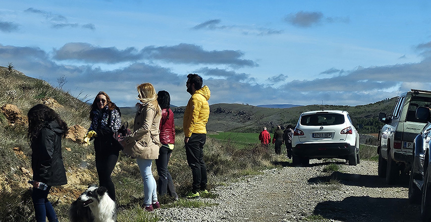 Ms de 150 voluntarios participan en el Da del rbol en Aguilar de Campoo