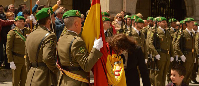 Ms de 200 personas protagonizaron la Jura de Bandera Civil de Aguilar de Campoo