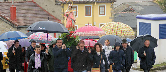 Mataporquera sale a la calle para honrar a Santa Eulalia